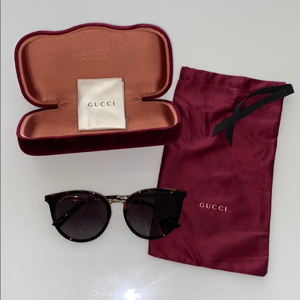 Gucci Tortoise/Brown Sunglasses